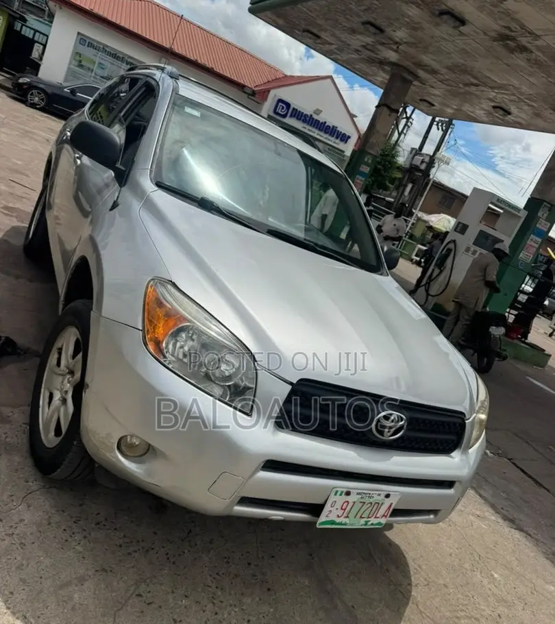 Toyota RAV4 2.4 2008 Silver