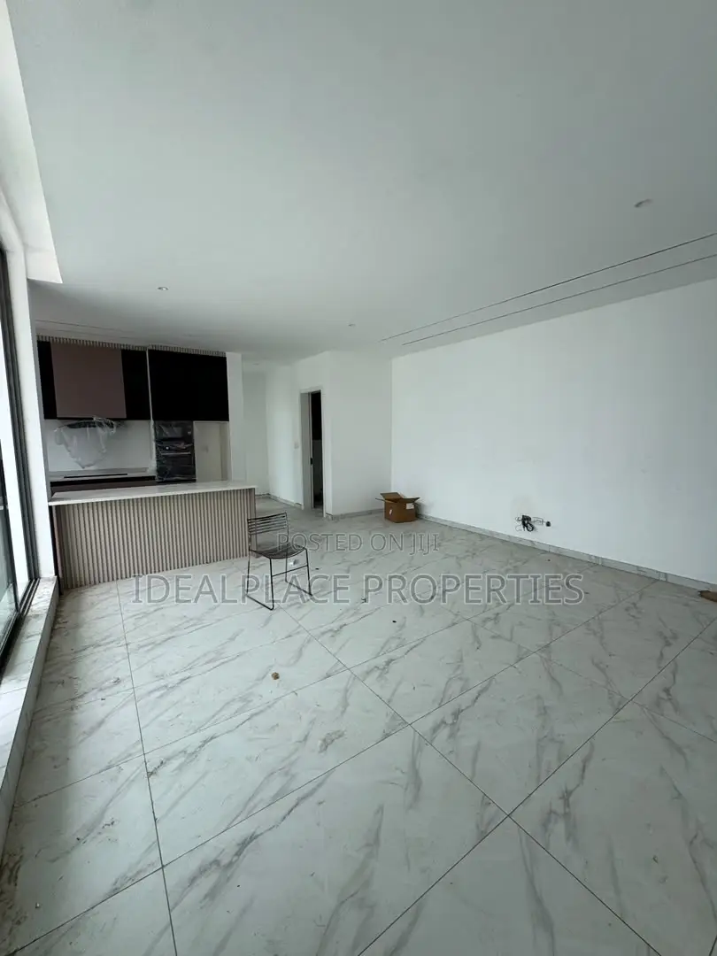 2bdrm Apartment in Lekki Phase 1 for sale
