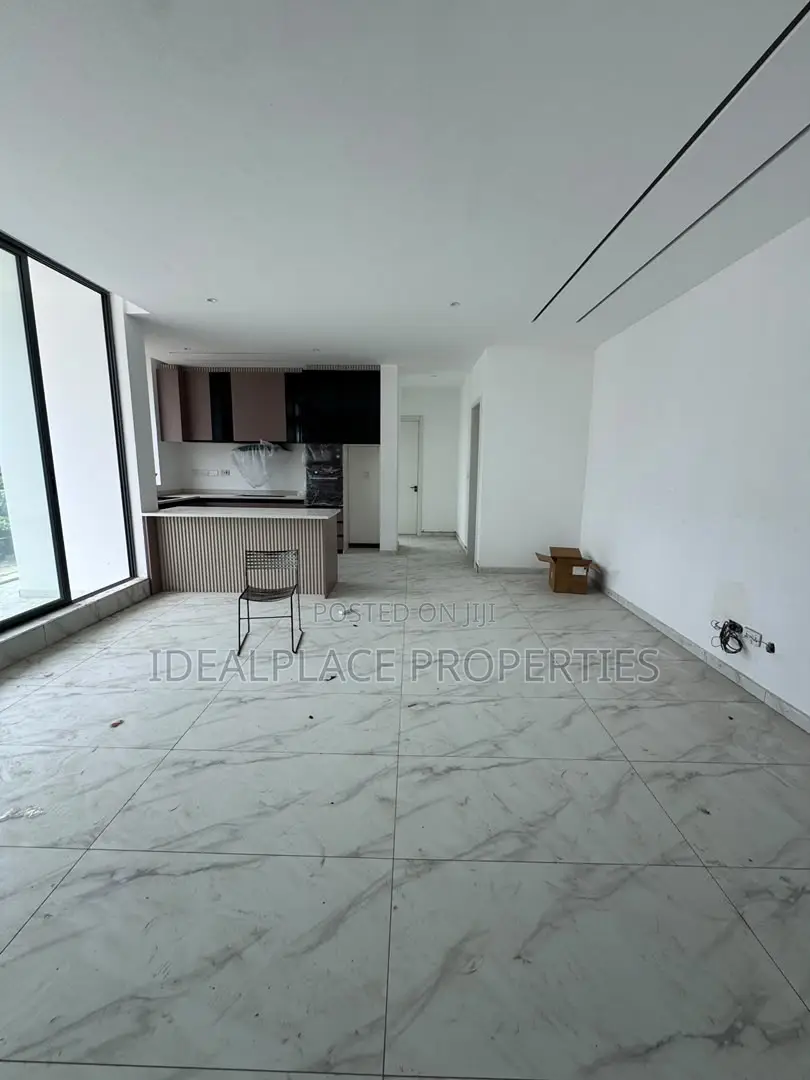 2bdrm Apartment in Lekki Phase 1 for sale