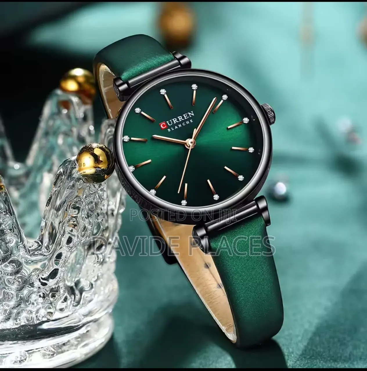 Curren 9050 Quartz Ladies Waterproofs Leather Wristwatch
