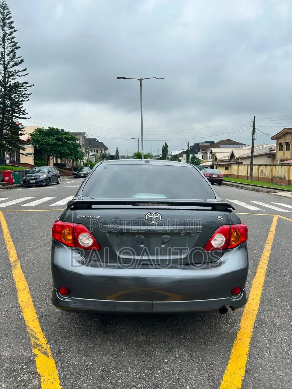 Toyota Corolla S 4dr Sedan (1.8L 4cyl 4A) 2010 Gray