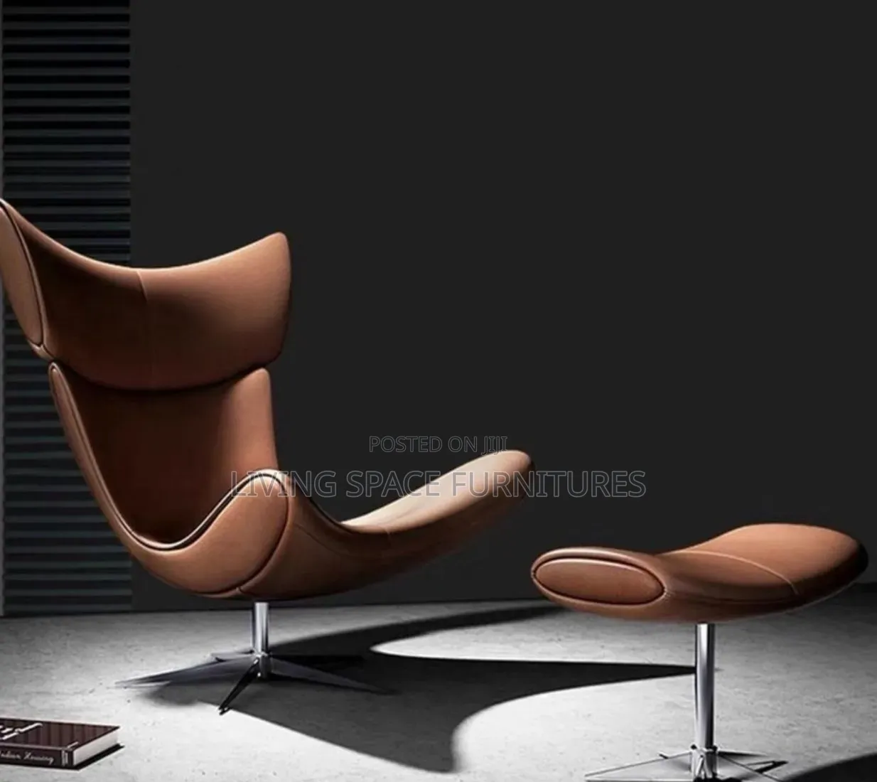 Comfortable Relaxing Leather Chair With Footrest
