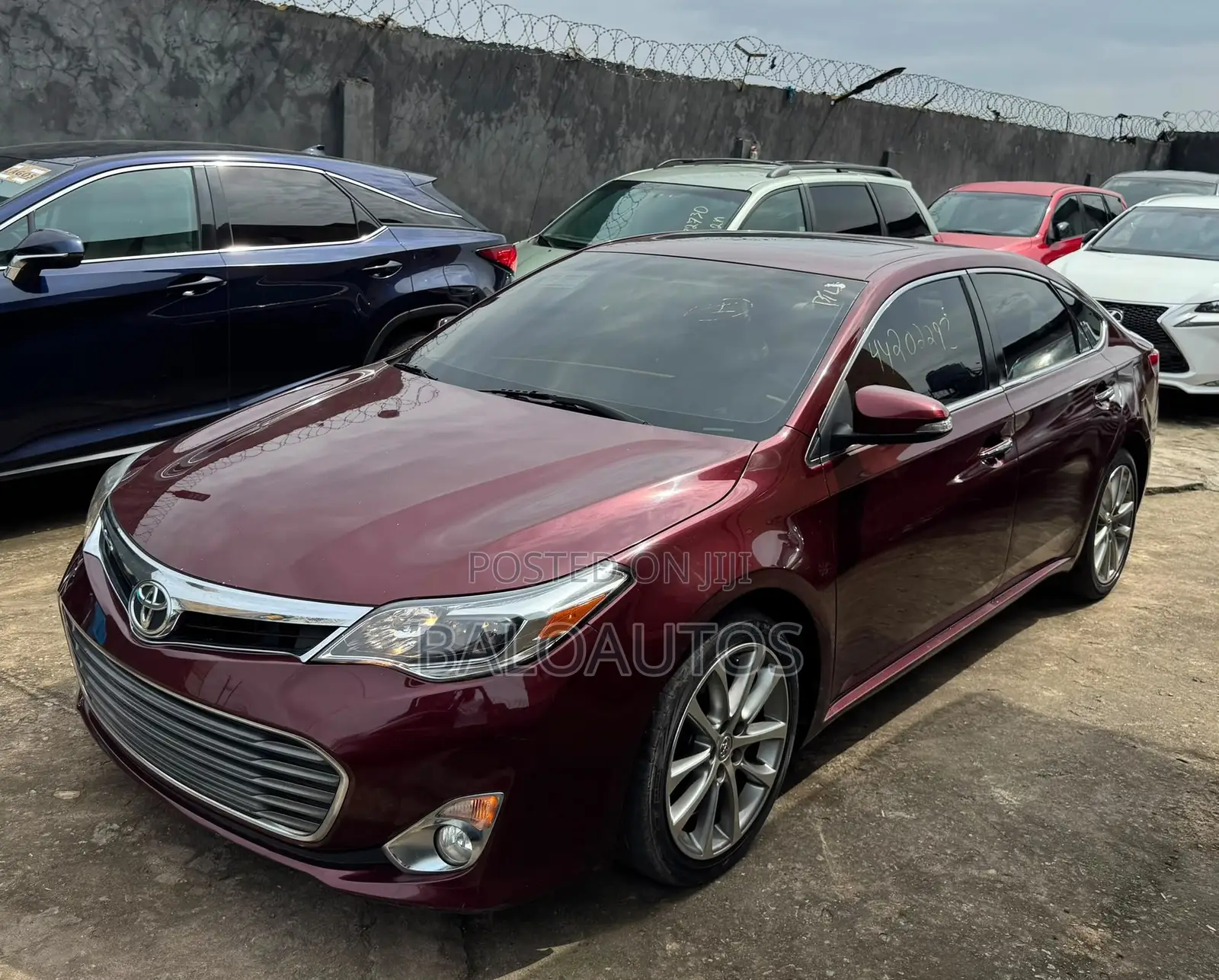 Toyota Avalon XLE Touring 4dr Sedan (3.5L 6cyl 6A) 2015 Burgundy