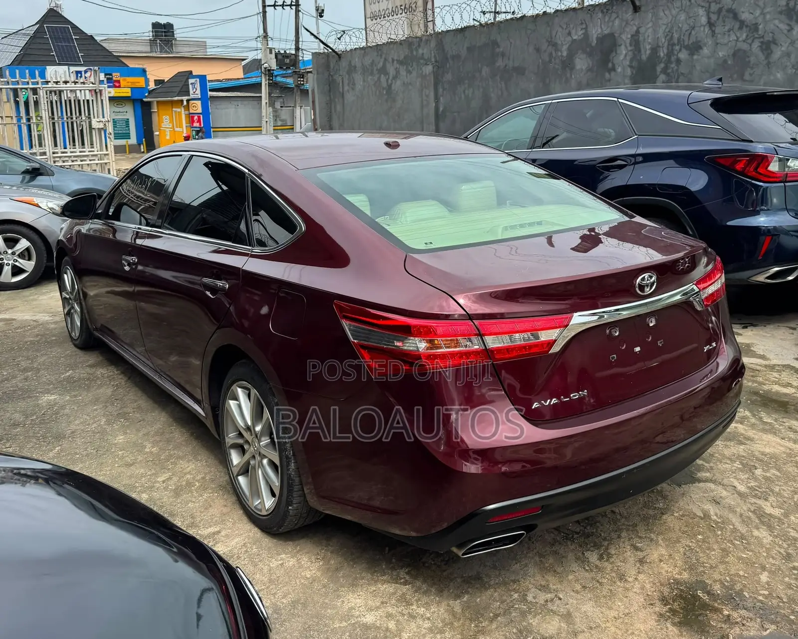 Toyota Avalon XLE Touring 4dr Sedan (3.5L 6cyl 6A) 2015 Burgundy