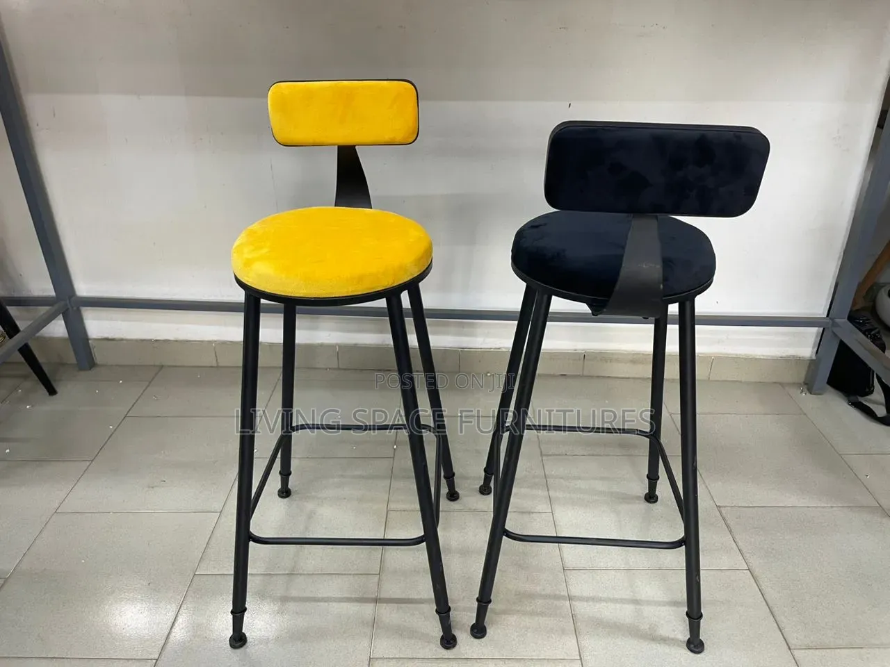 Rotating High Bar Stool