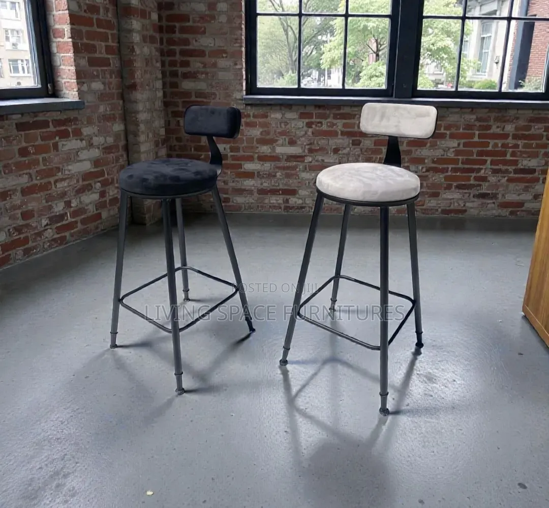 Rotating High Bar Stool