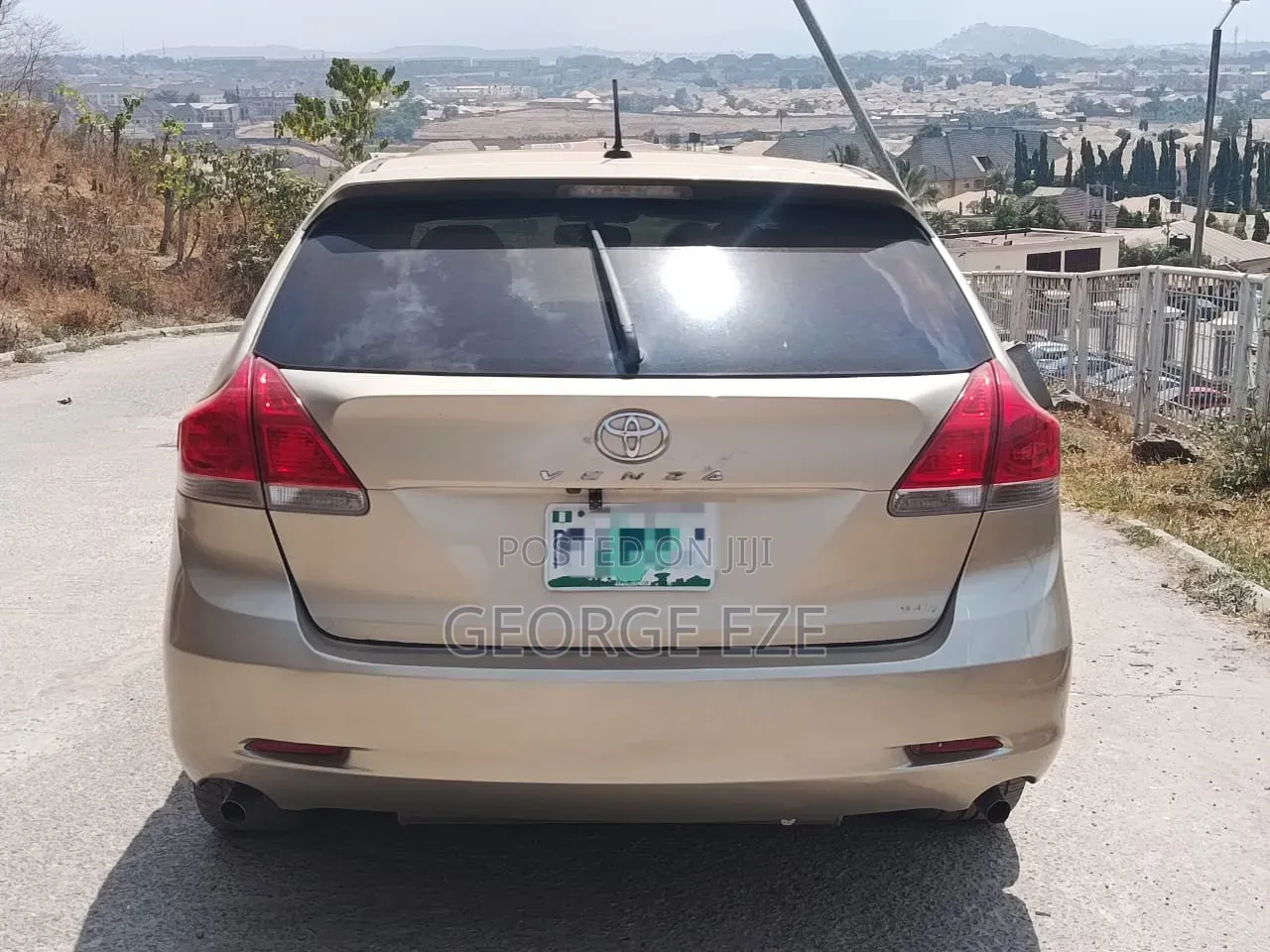 Toyota Venza 2010 Gold