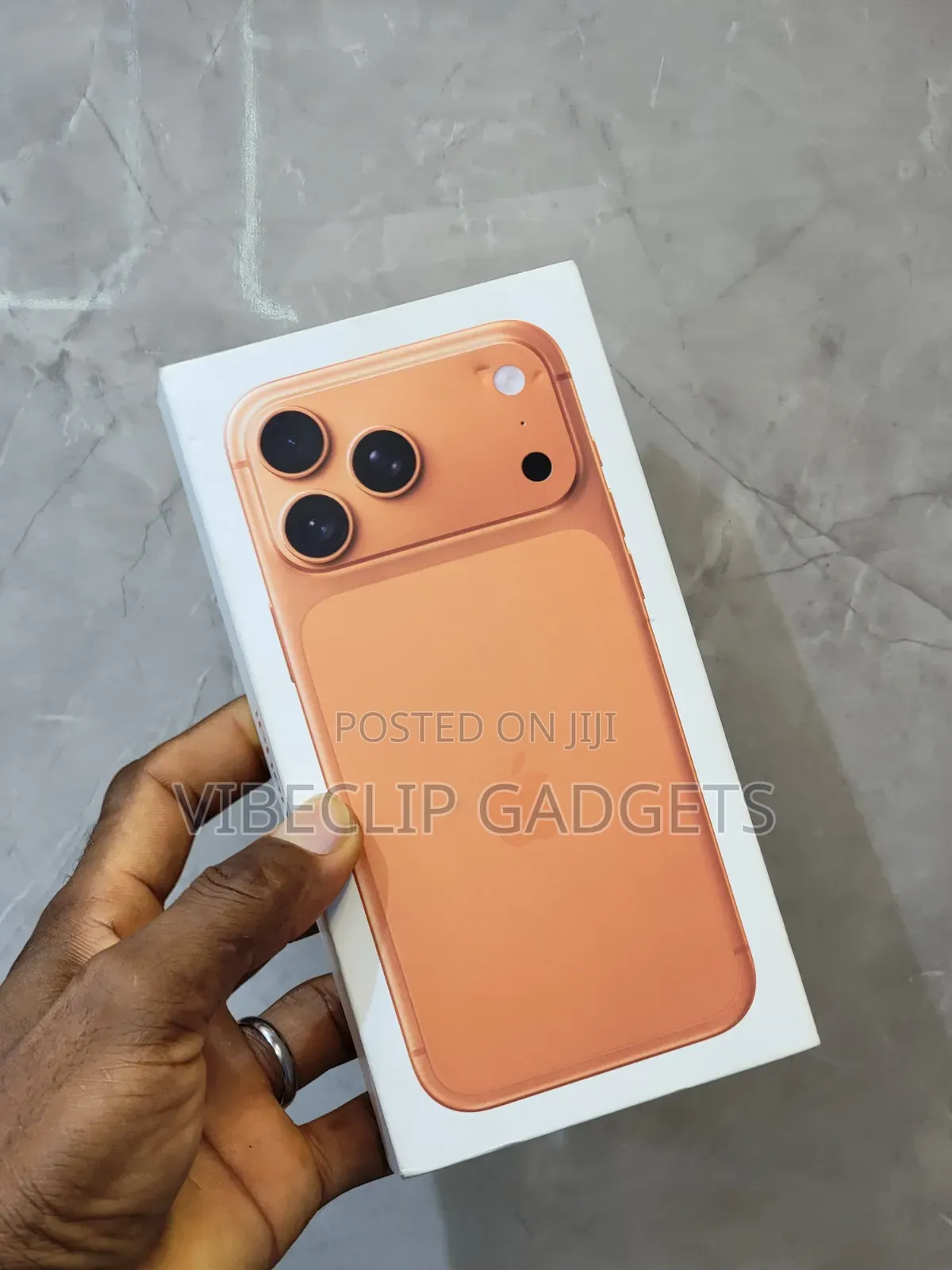 New Apple iPhone 17 Pro 256 GB Orange
