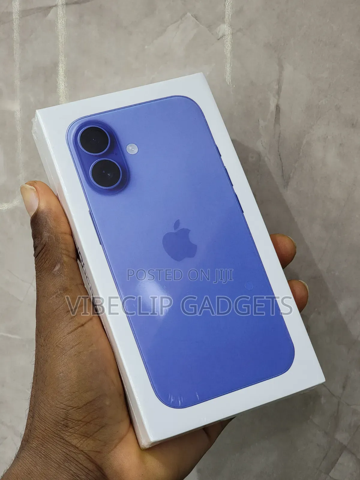 New Apple iPhone 16 256 GB Blue