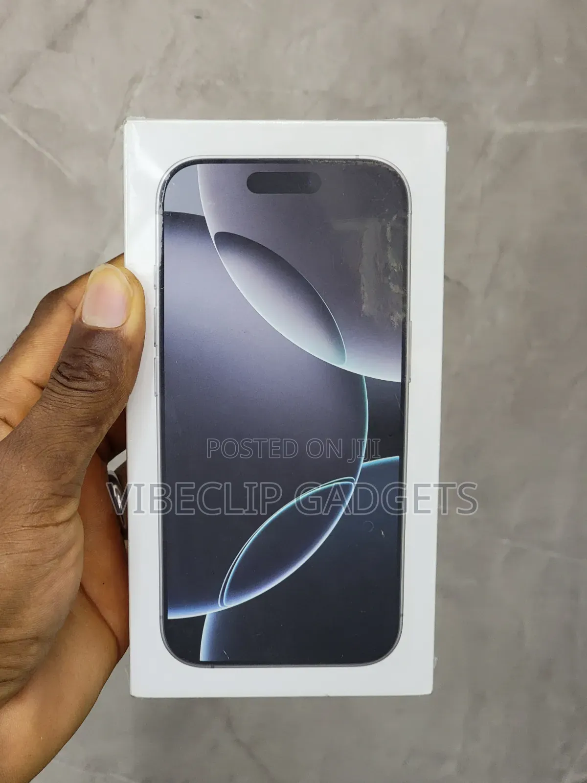 New Apple iPhone 16 Pro 256 GB Silver