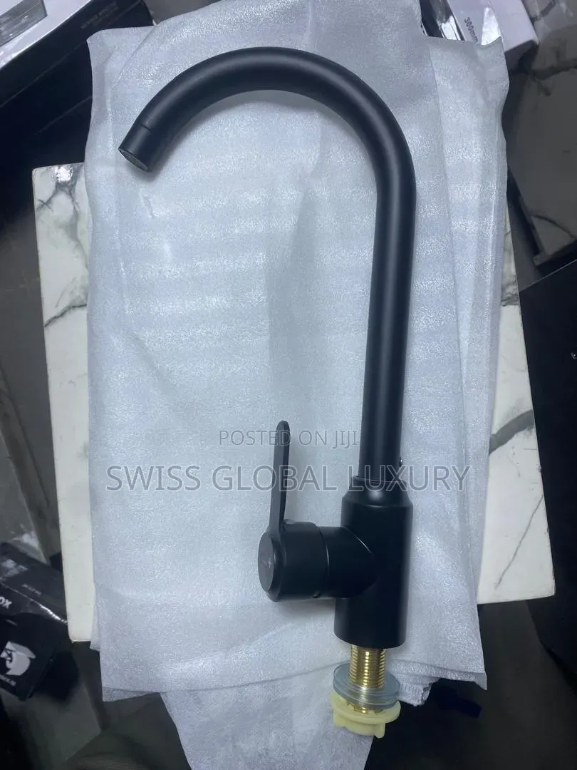 Quality Kitchen Sink Tap, Available in Black and Stainless