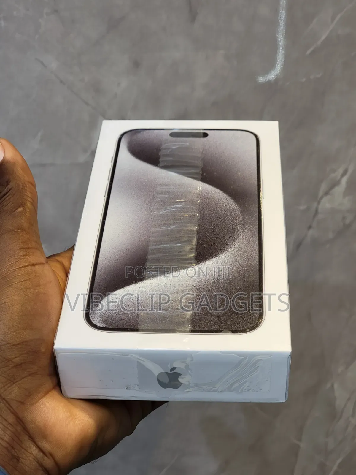 New Apple iPhone 15 Pro Max 256 GB White