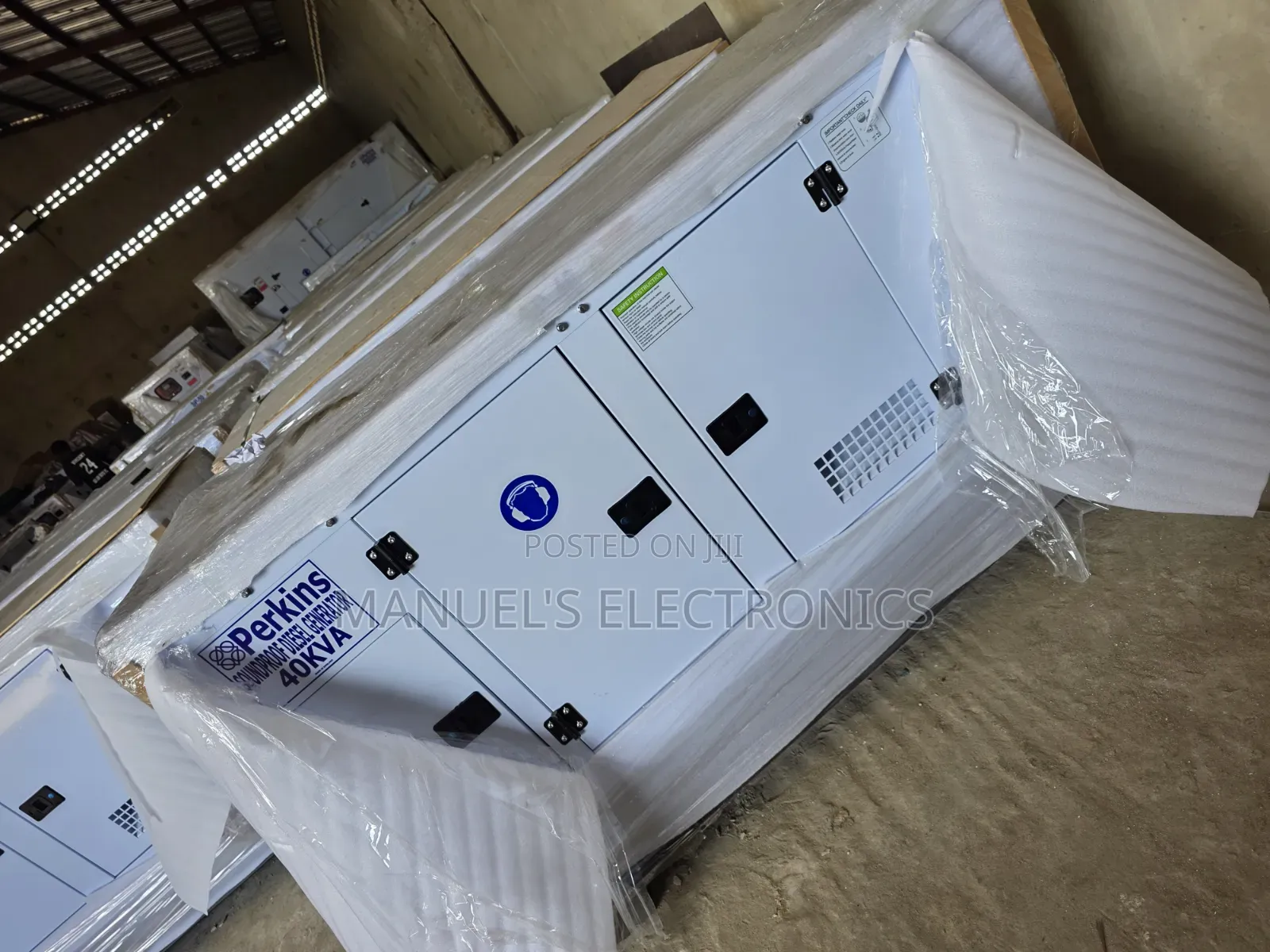 Sp40kva England Perkins Diesel Soundproof Generator 2years Wty