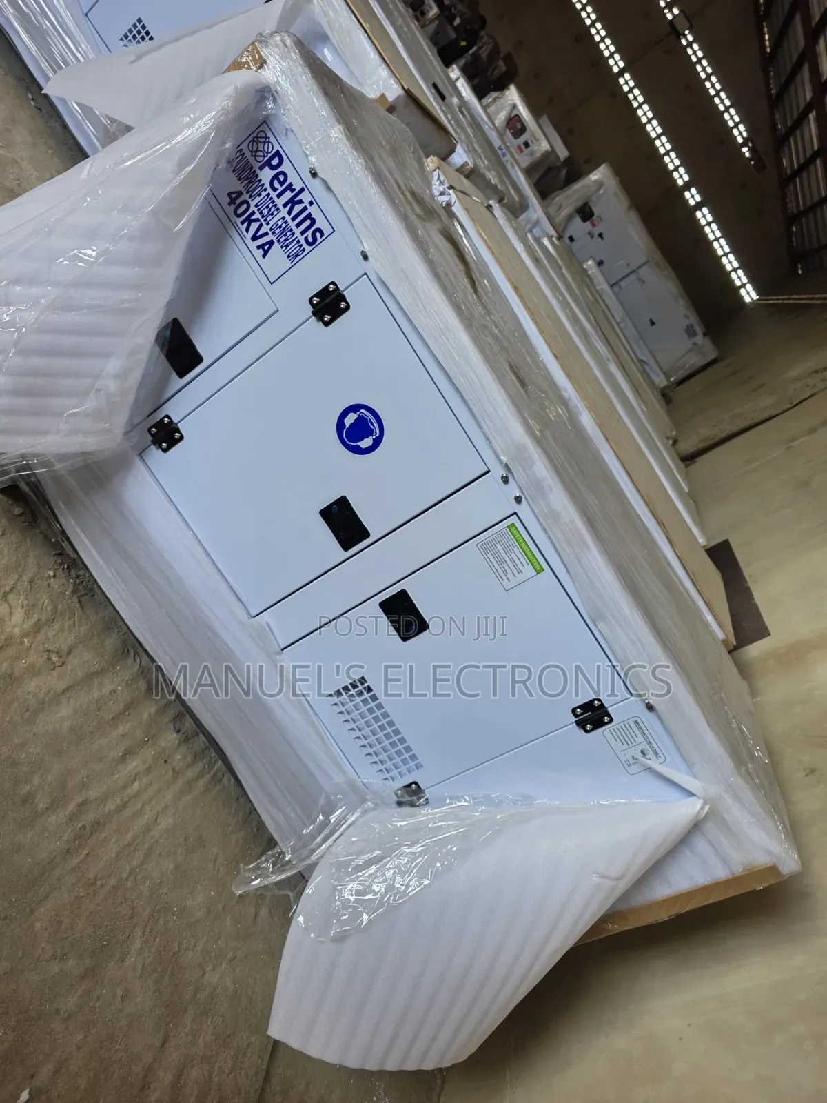 Sp40kva England Perkins Diesel Soundproof Generator 2years Wty