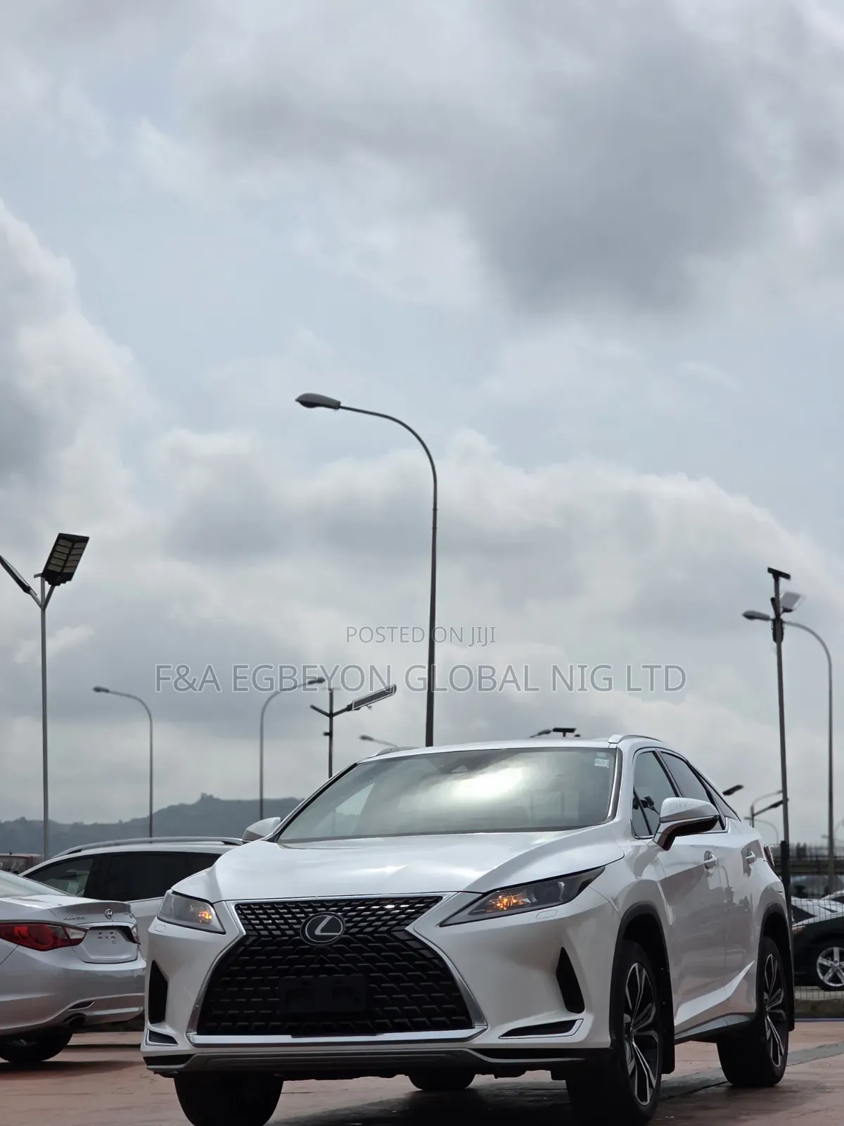 Lexus RX 2021 White