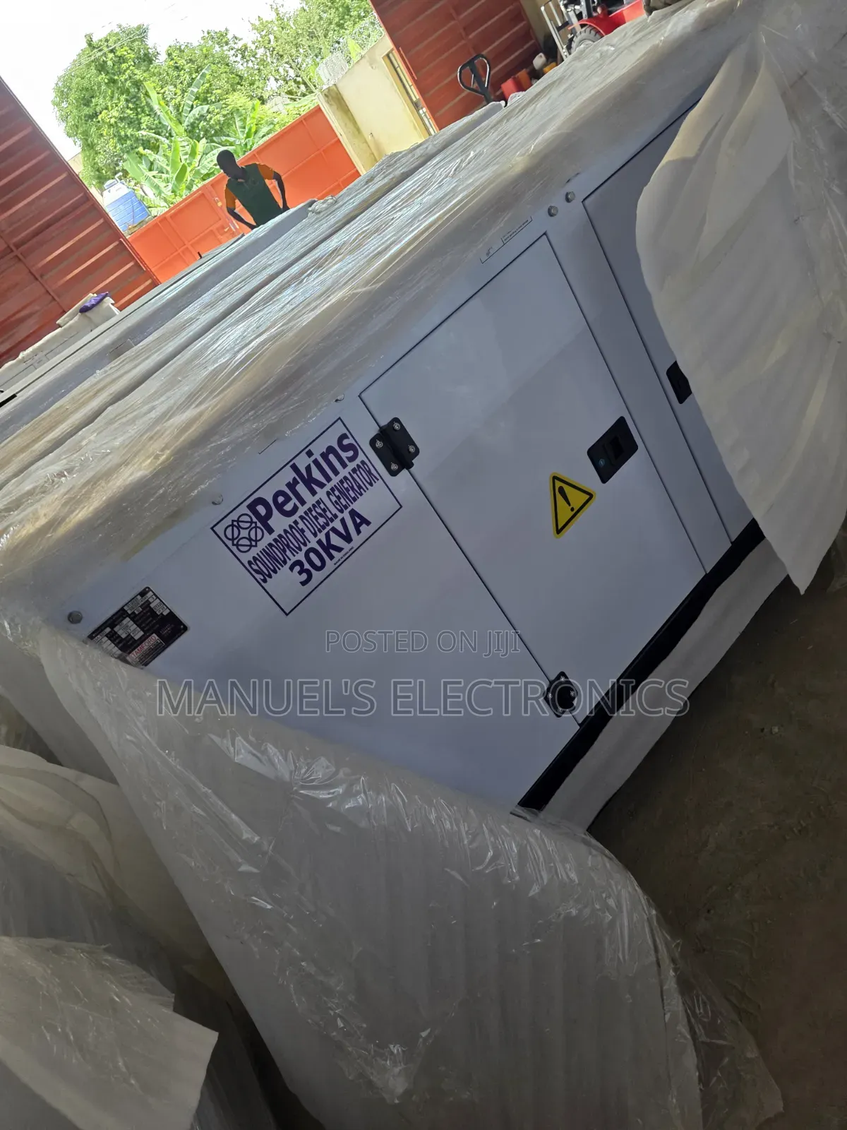 □■Powerful 30kva Perkins Diesel Soundproof Generator 2years Wty