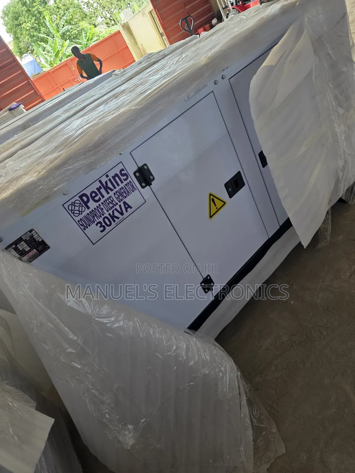 □■Powerful 30kva Perkins Diesel Soundproof Generator 2years Wty