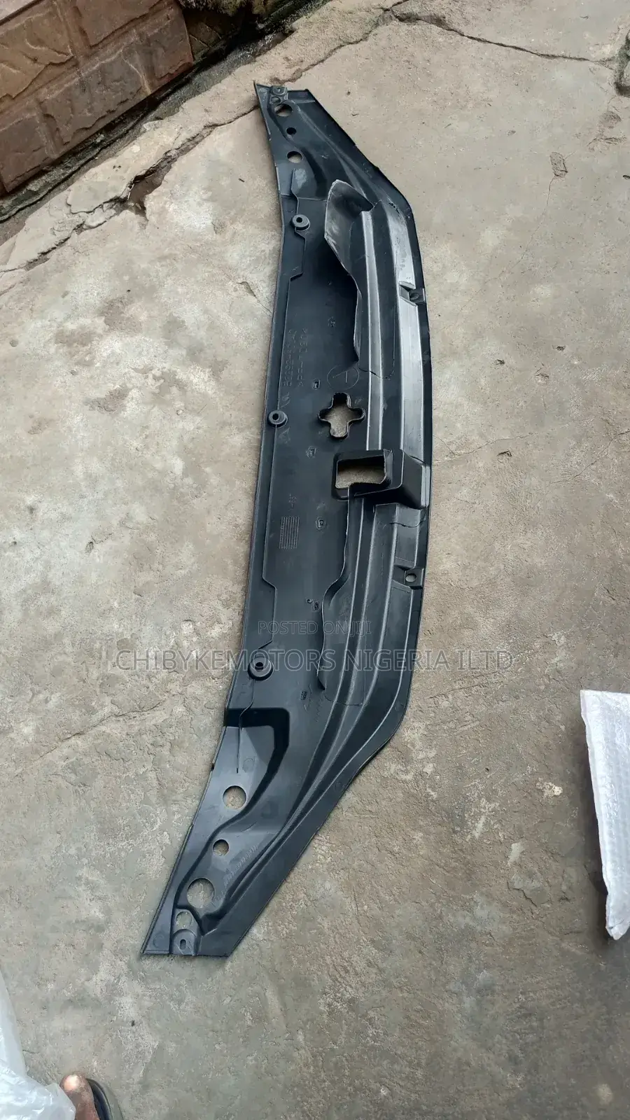 Radiator Plastic for Toyota Land Cruiser 2018