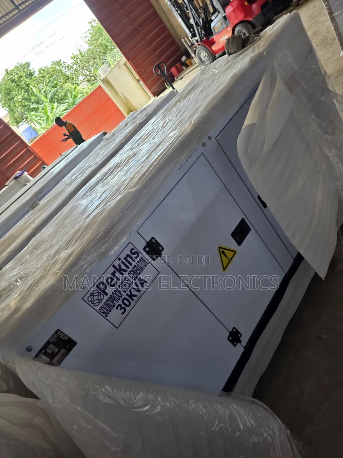.V.a Perkins Diesel Soundproof Gen 2years Wty