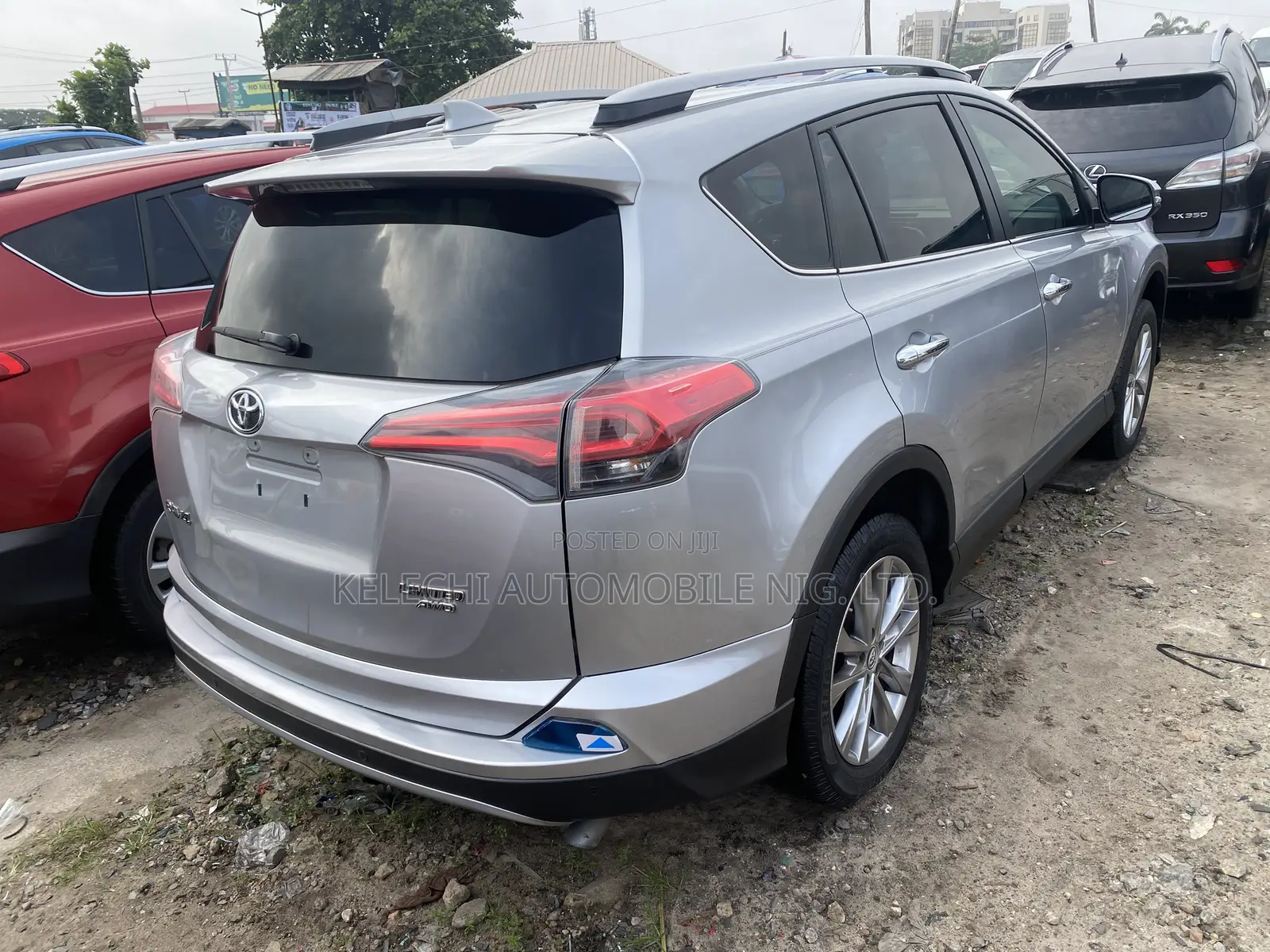 Toyota RAV4 Limited AWD (2.5L 4cyl 6A) 2017 Silver