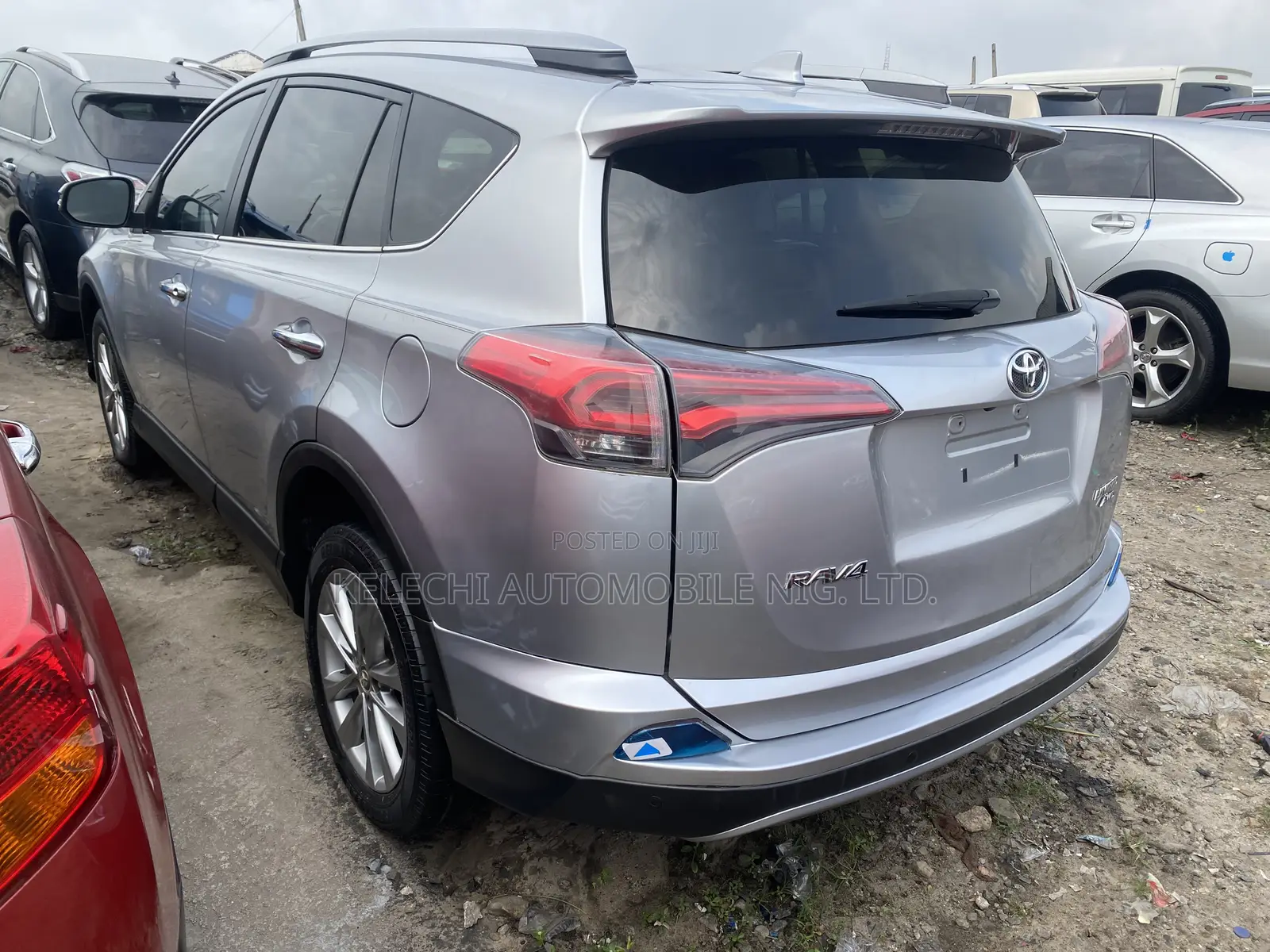 Toyota RAV4 Limited AWD (2.5L 4cyl 6A) 2017 Silver