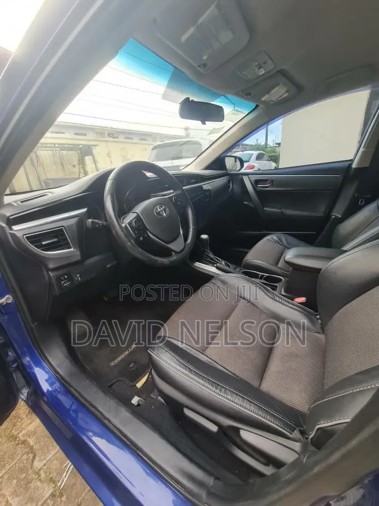 Toyota Corolla 2013 Blue