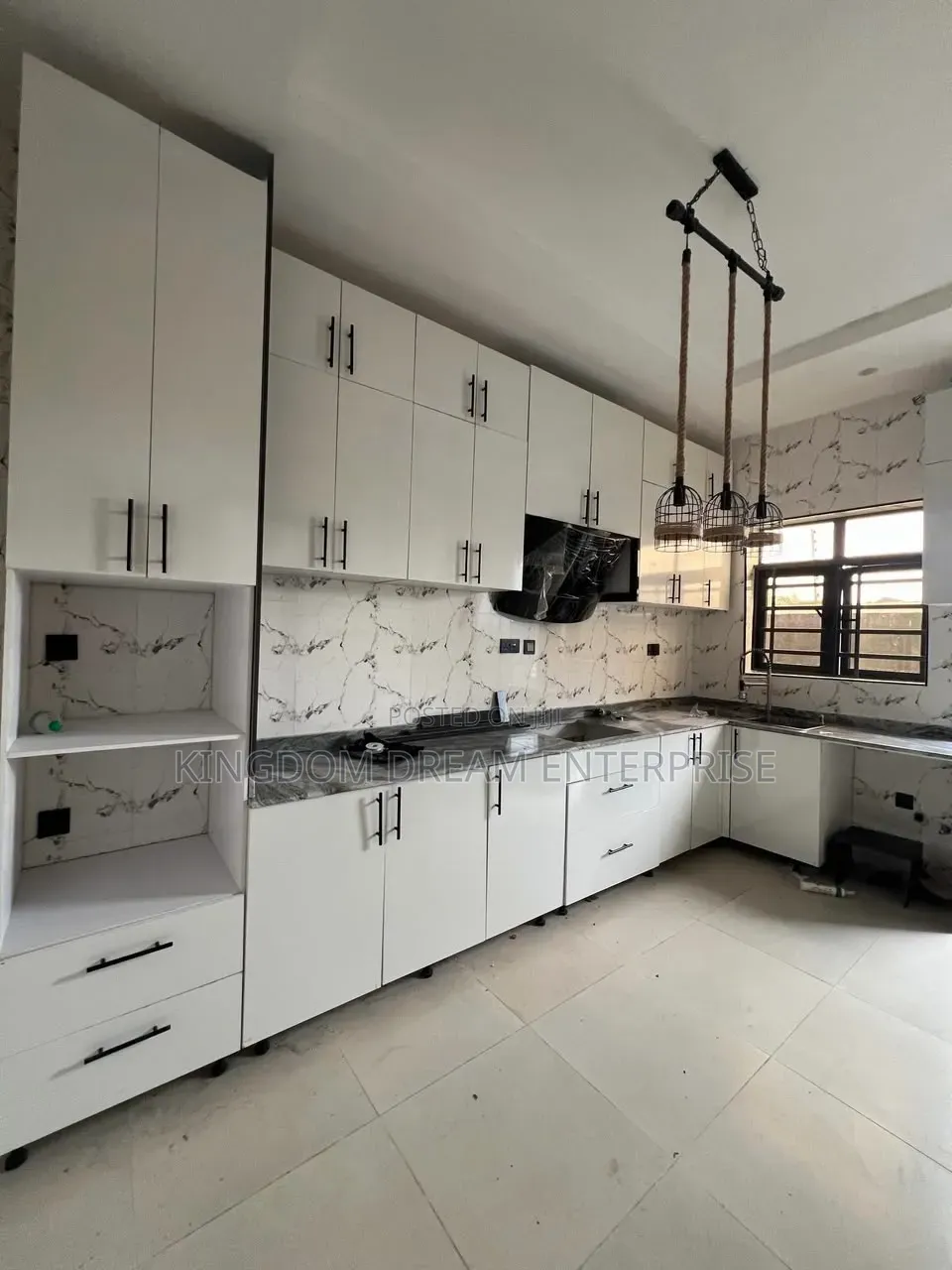 2bdrm Apartment in Lekki Scheme 2 Lagos for rent