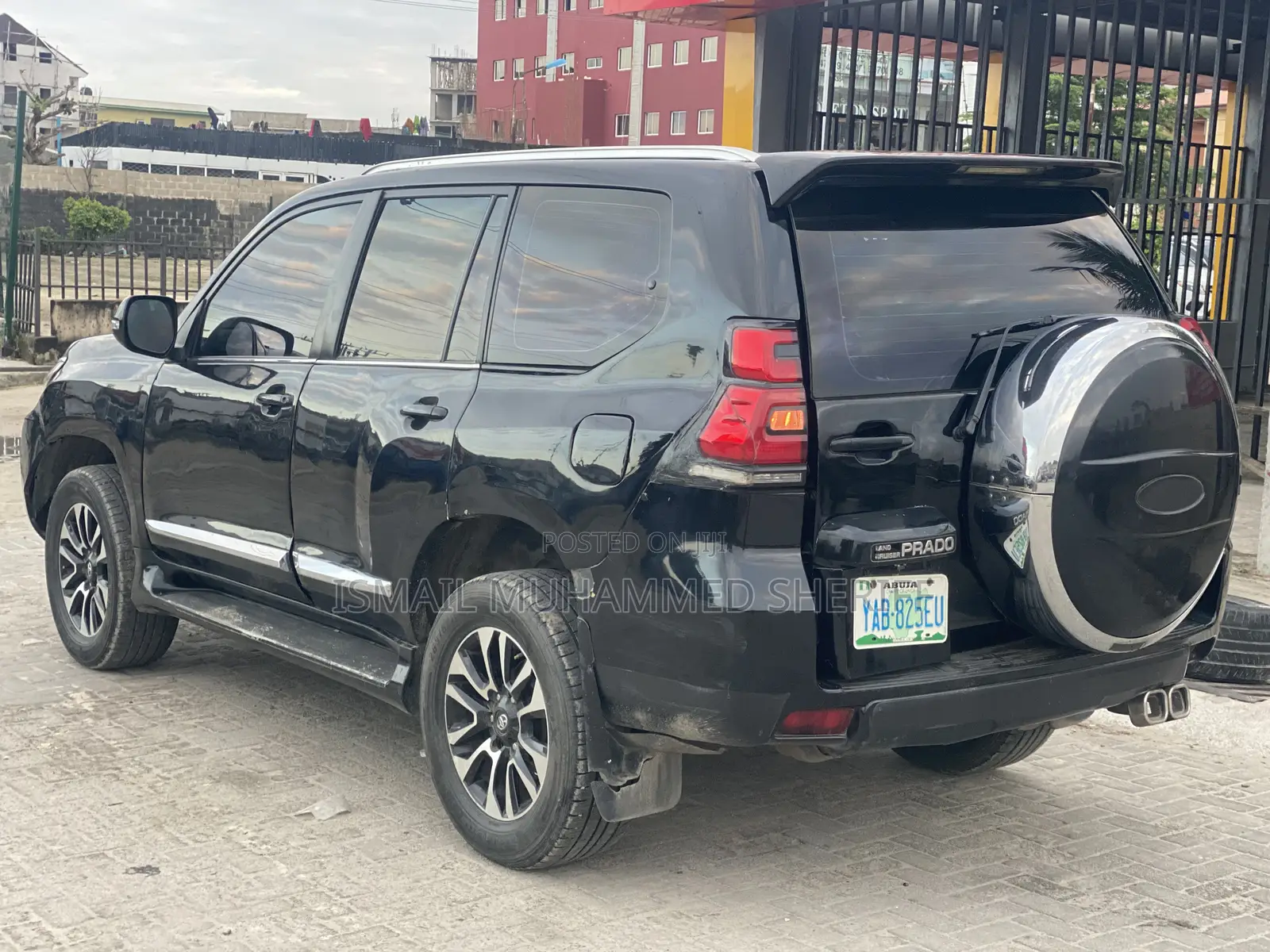 Toyota Land Cruiser Prado 2009 Black
