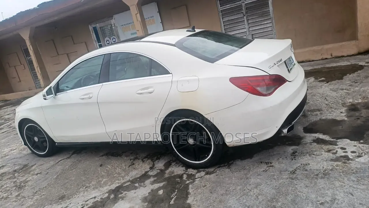 Mercedes-Benz CLA-Class 2014 White