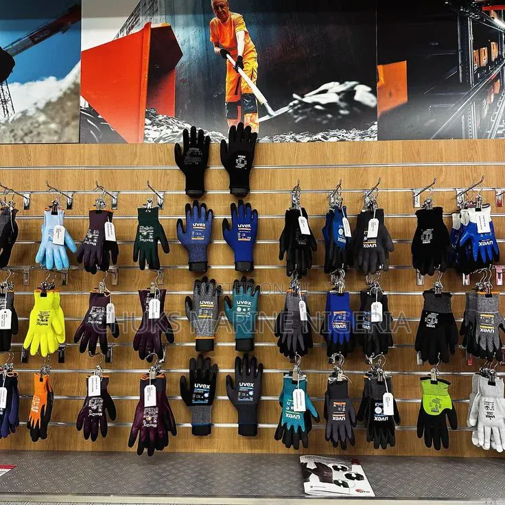 Safety Gloves & Sleeves
