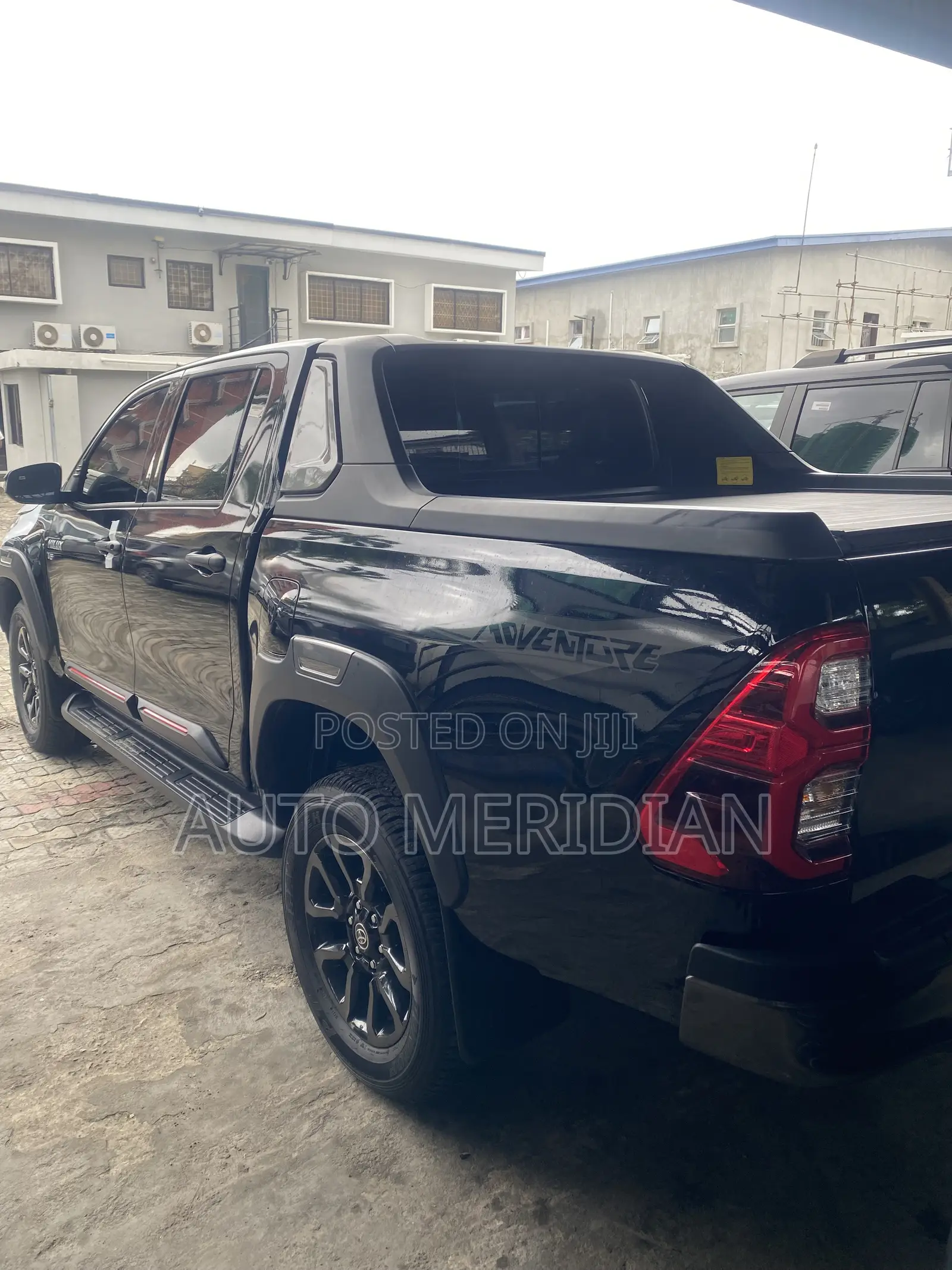 New Toyota Hilux 2025 Black
