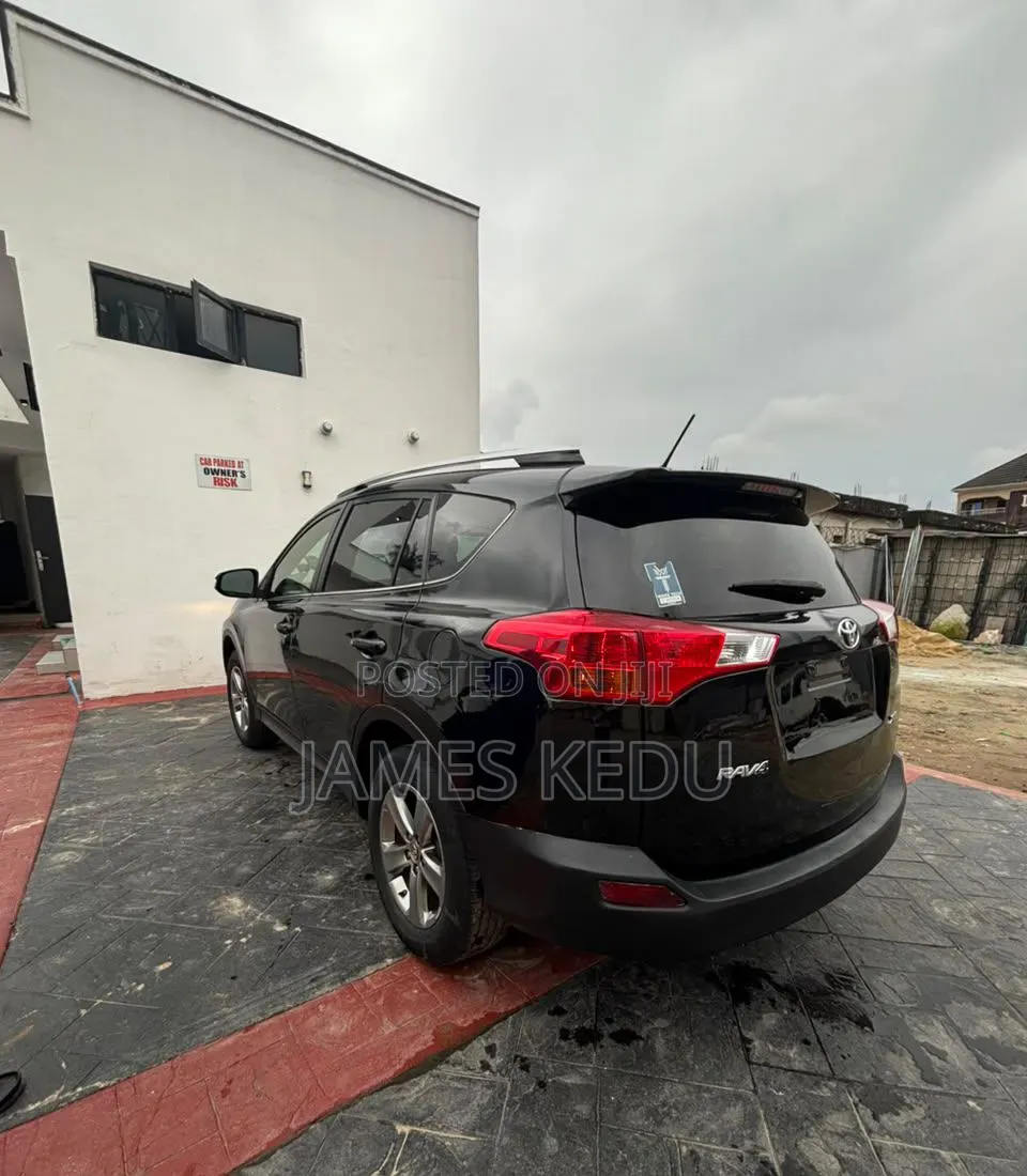 Toyota RAV4 2015 Black