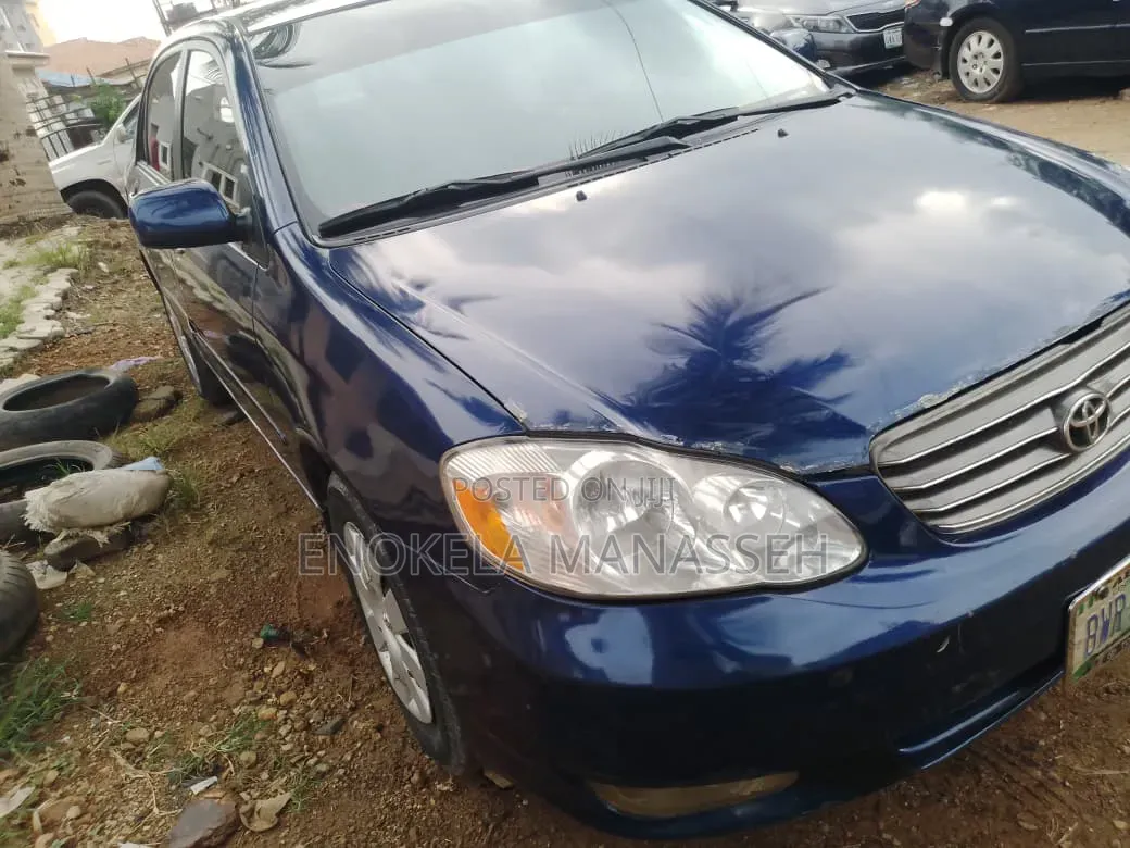 Toyota Corolla LE 2004 Blue