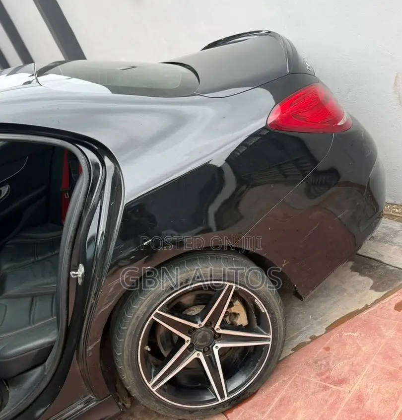 Mercedes-Benz C450 2016 Black