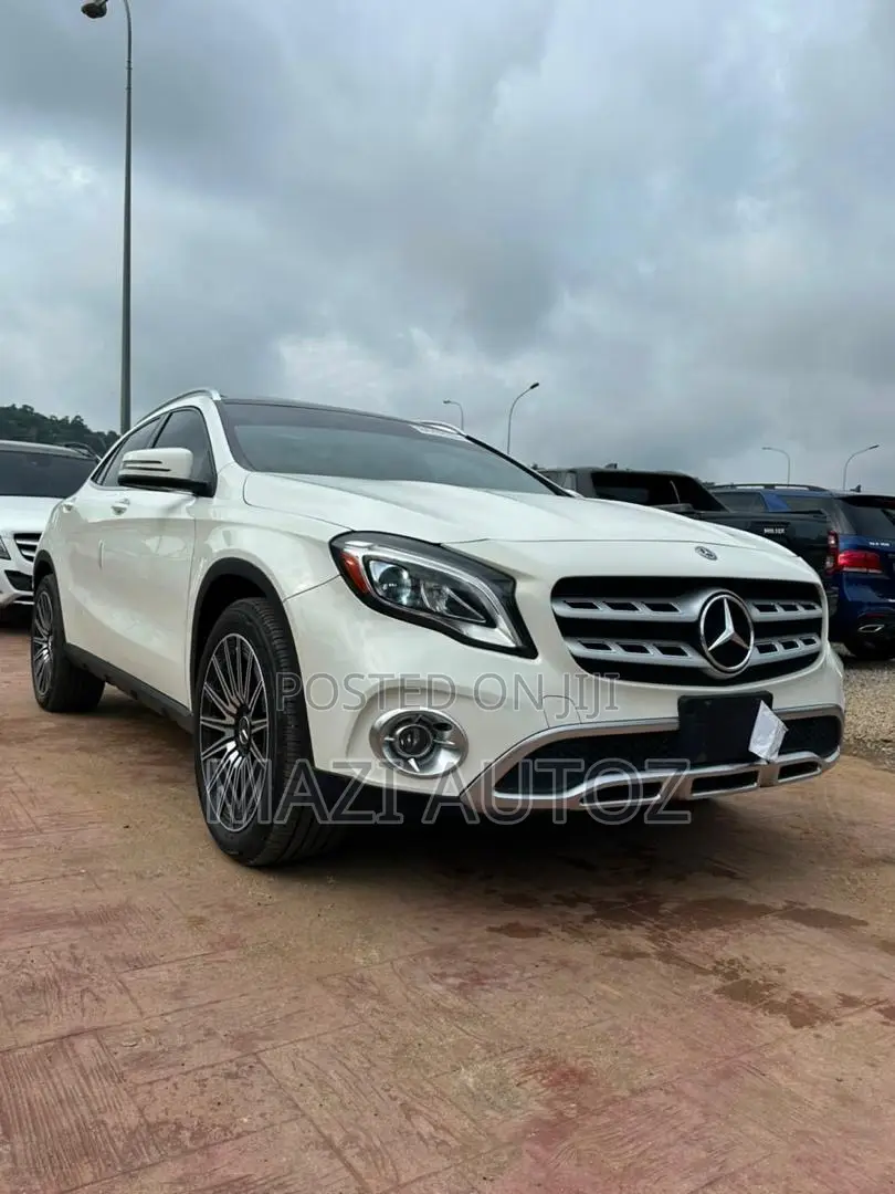 Mercedes-Benz GLA 250 2017 White