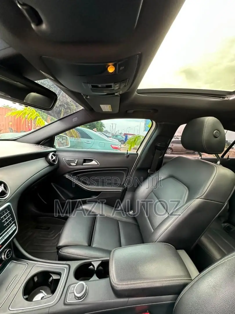 Mercedes-Benz GLA 250 2017 White
