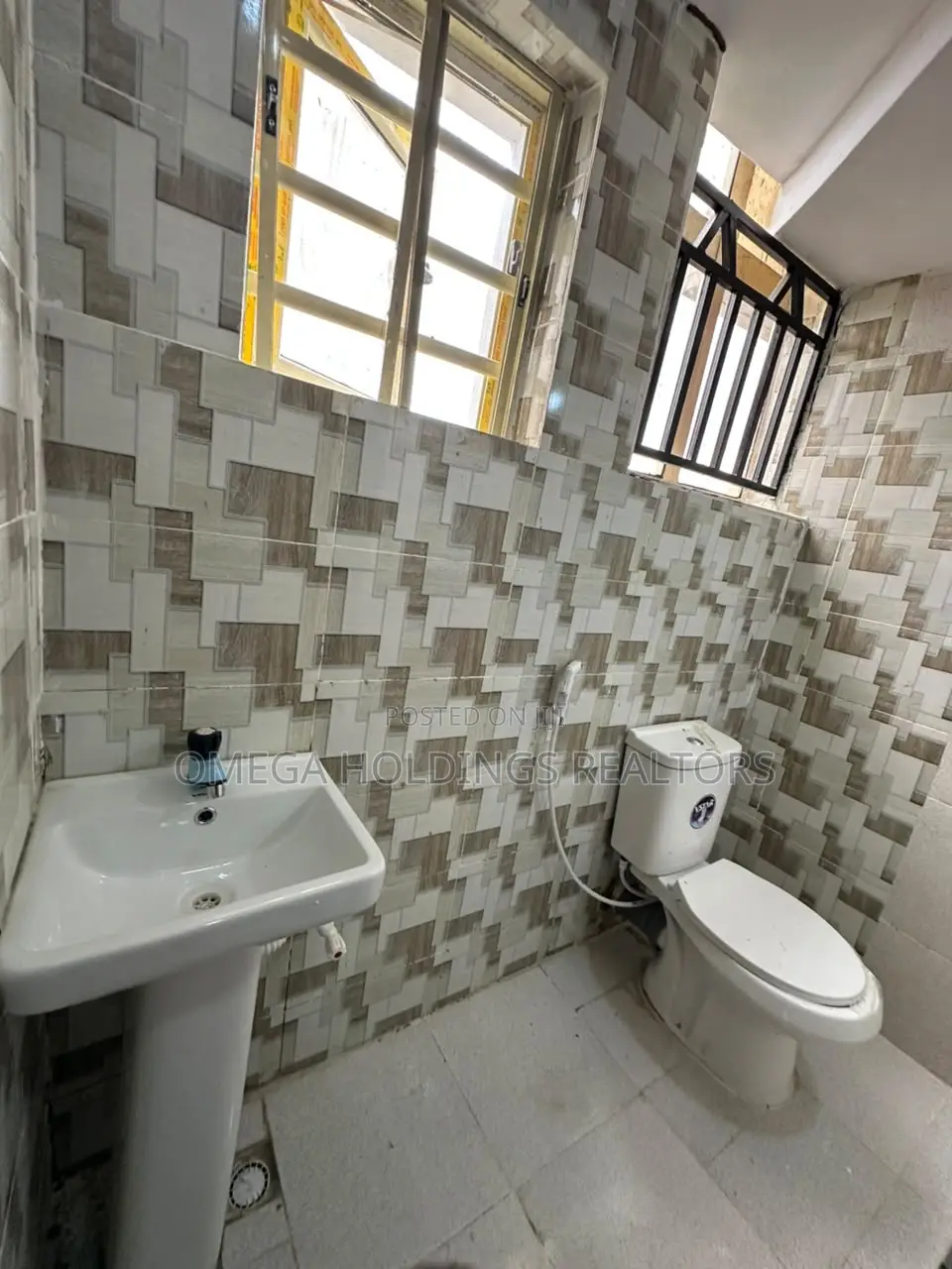 4bdrm Duplex in Oke’Badan Estate, Akobo for rent