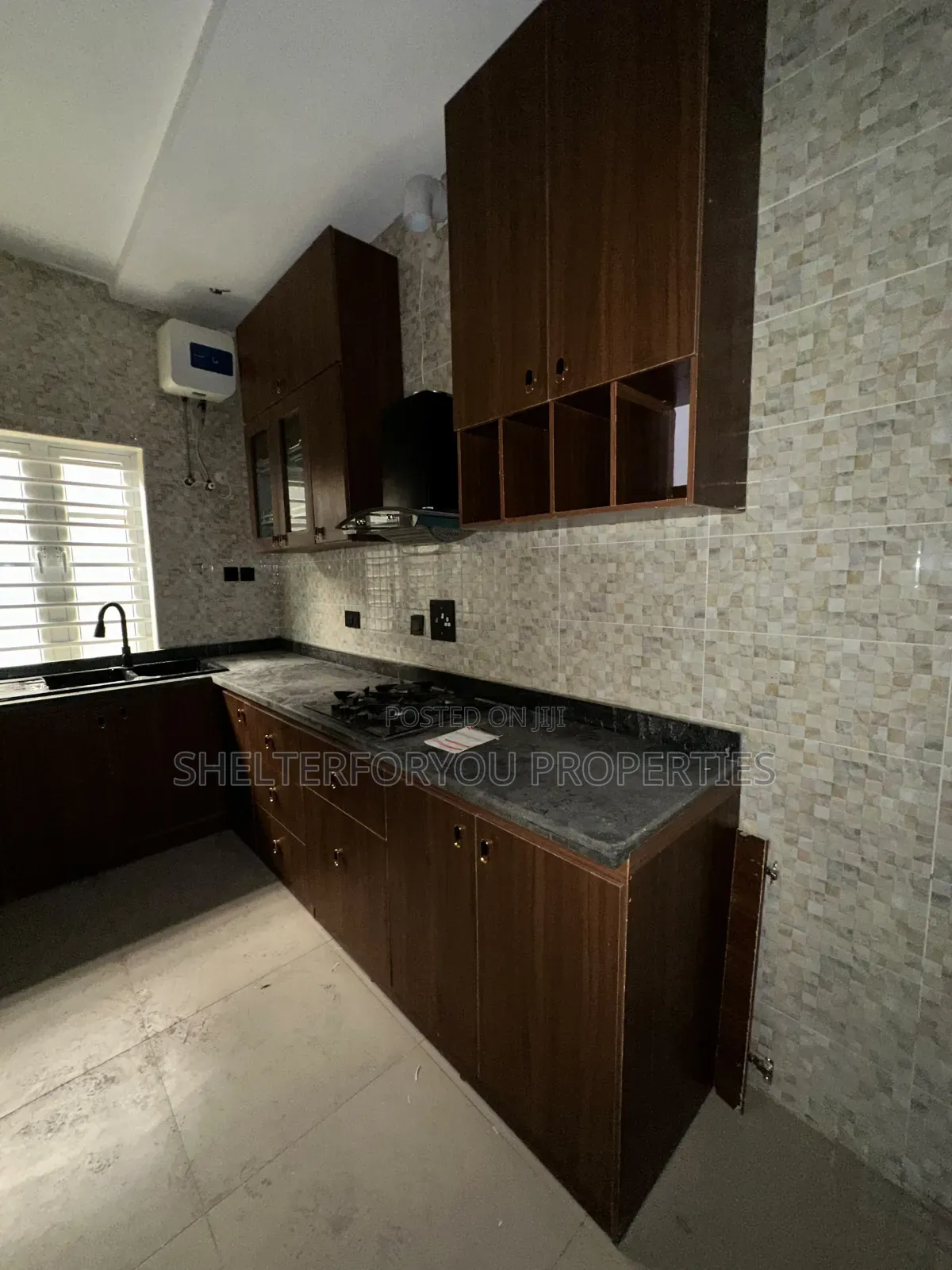 4bdrm Duplex in VGC / Ajah for sale