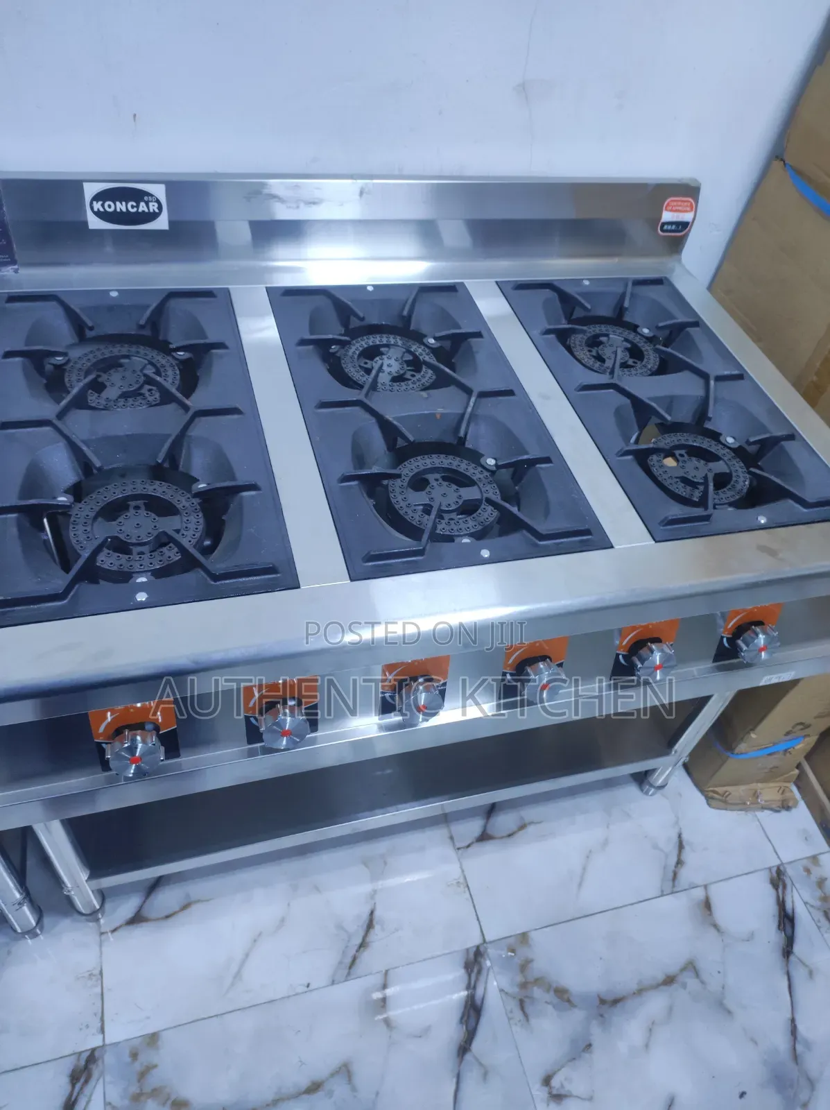 Heavy-Duty 6 Burner Commercial Gas Cooker,for Professional Kitchens.