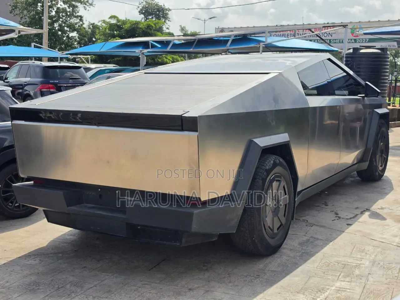 New Tesla Cybertruck Cyberbeast AWD 2025 Gray