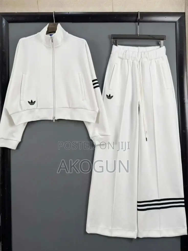 Premium Women’s 2-Piece Sweatshirt Jogger Tracksuit Set