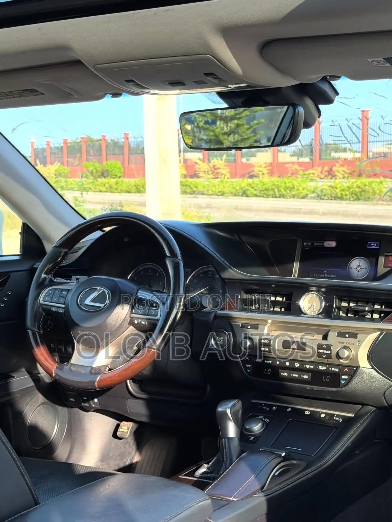 Lexus ES 350 FWD 2016 White