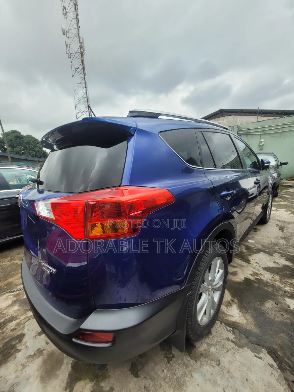 Toyota RAV4 2016 Blue
