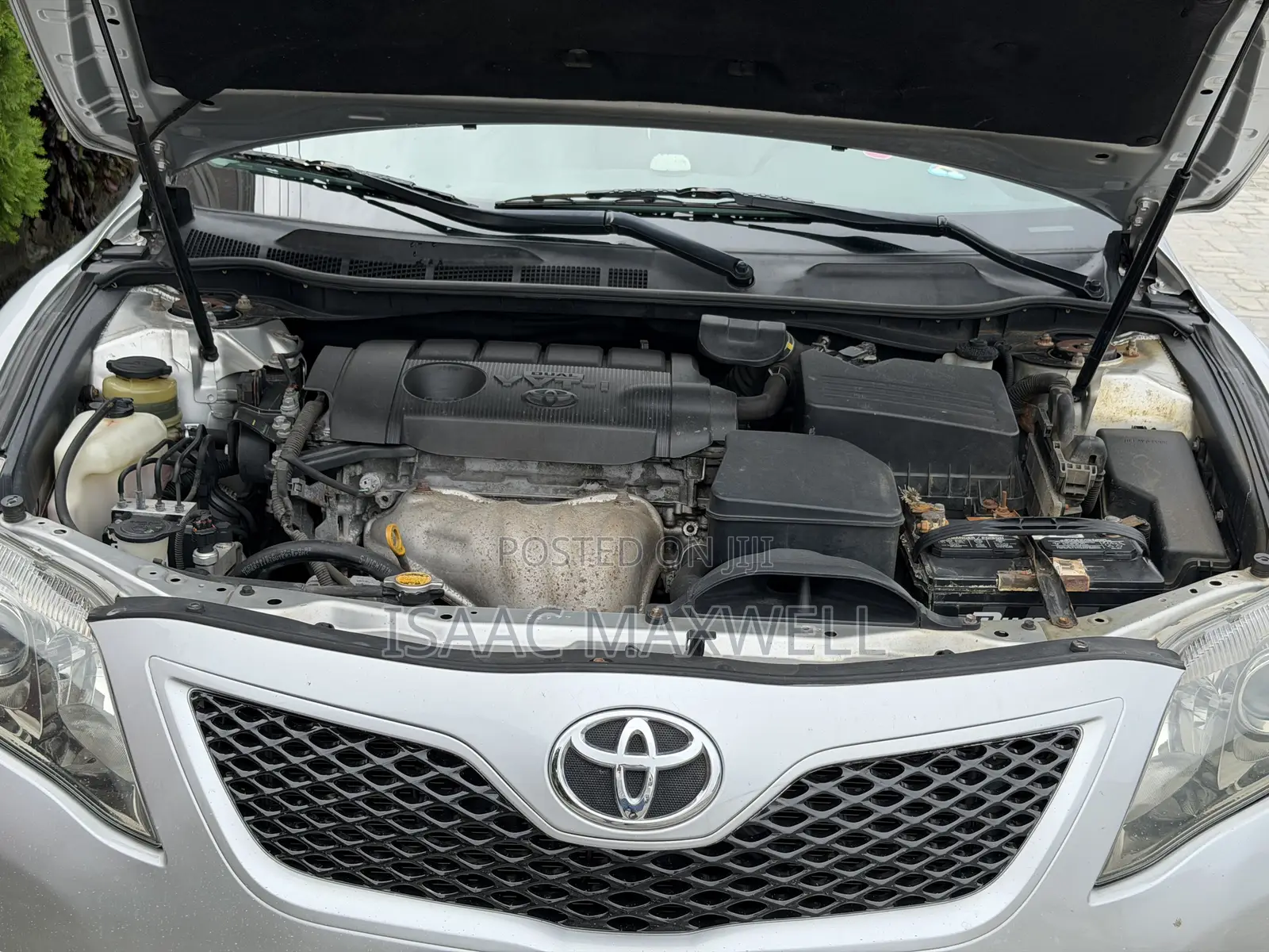 Toyota Camry SE 4dr Sedan (2.5L 4cyl 6A) 2011 Silver