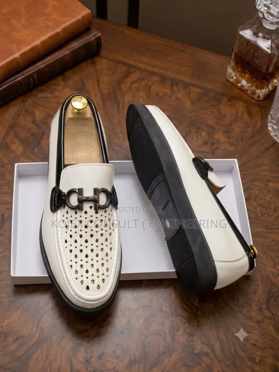 Roberto Cavalier Leather Designers Shoe