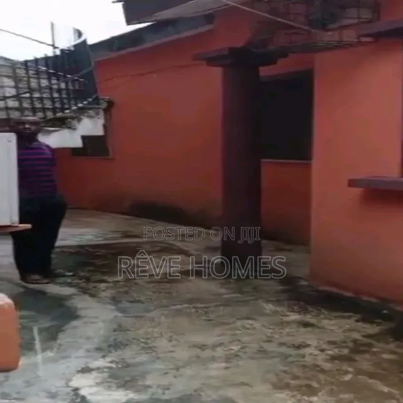 2bdrm Bungalow in Ifako-Gbagada for rent