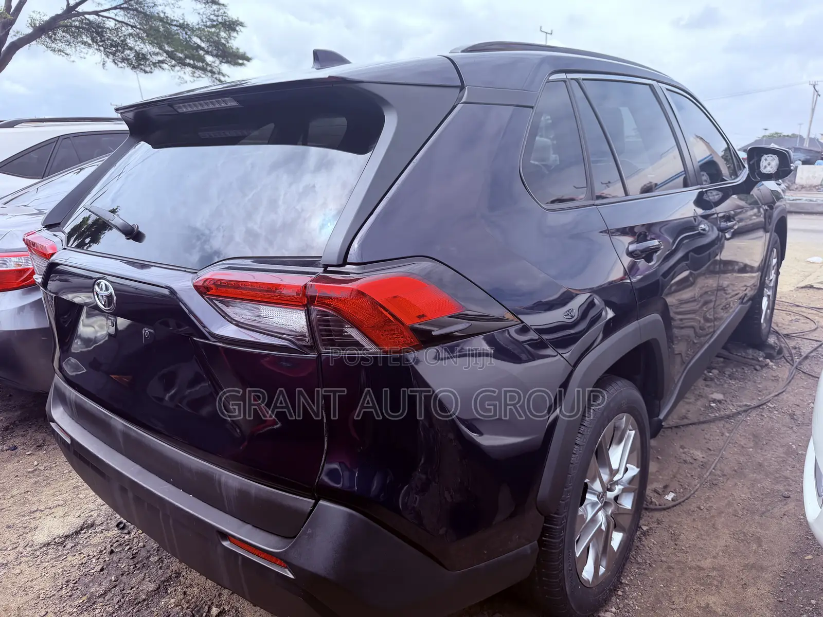 Toyota RAV4 Limited AWD 2020 Black
