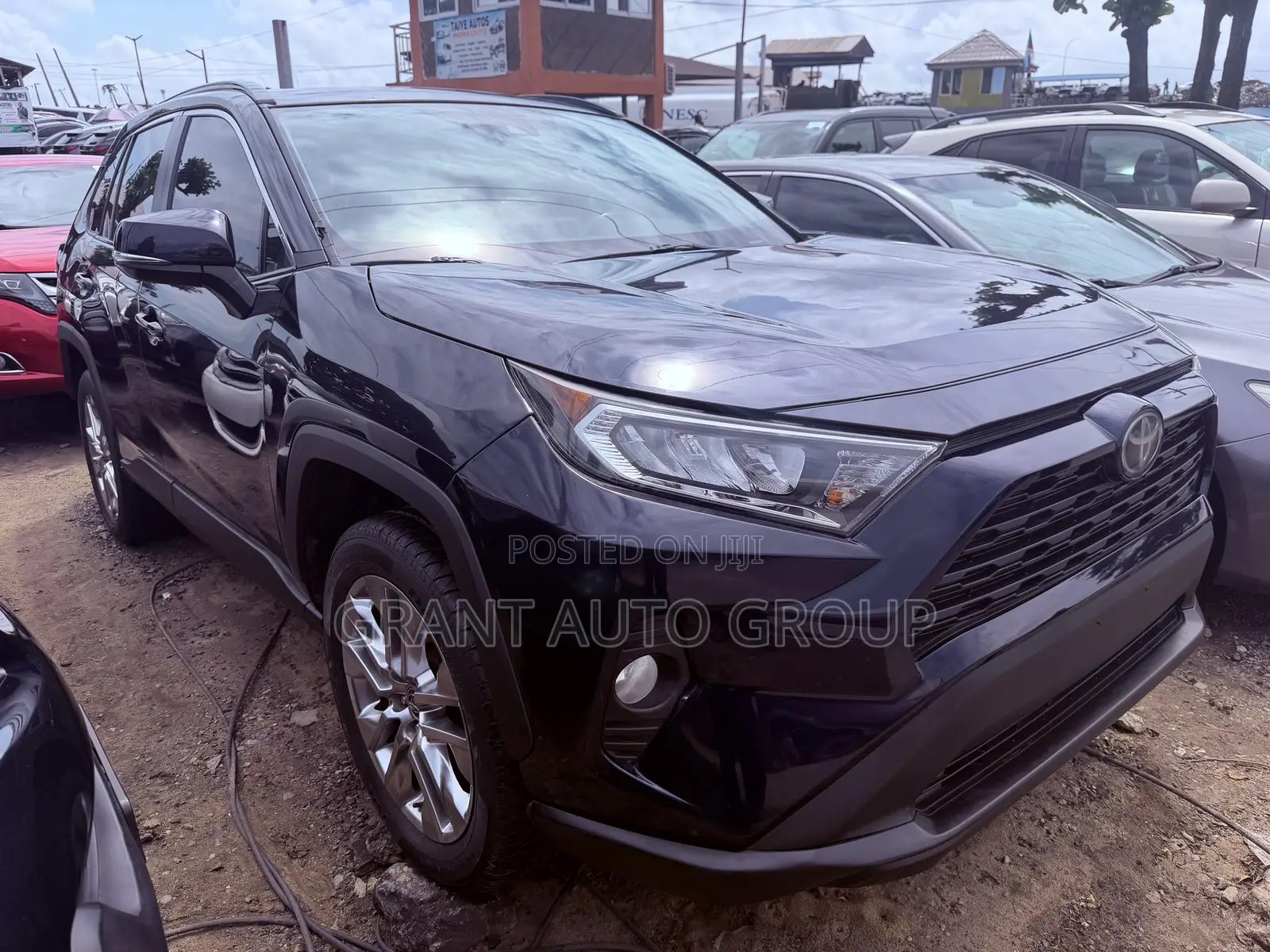 Toyota RAV4 Limited AWD 2020 Black