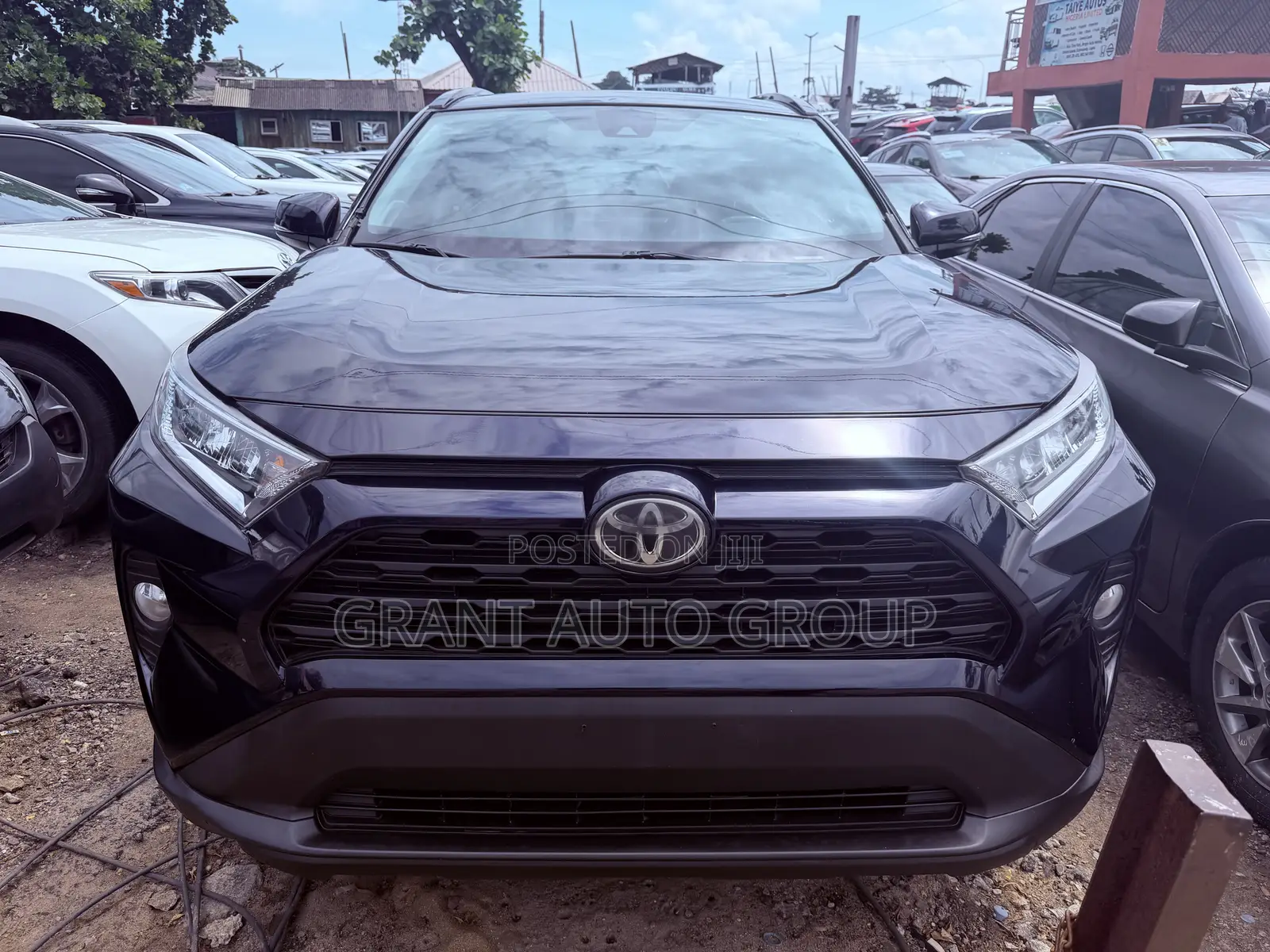Toyota RAV4 Limited AWD 2020 Black