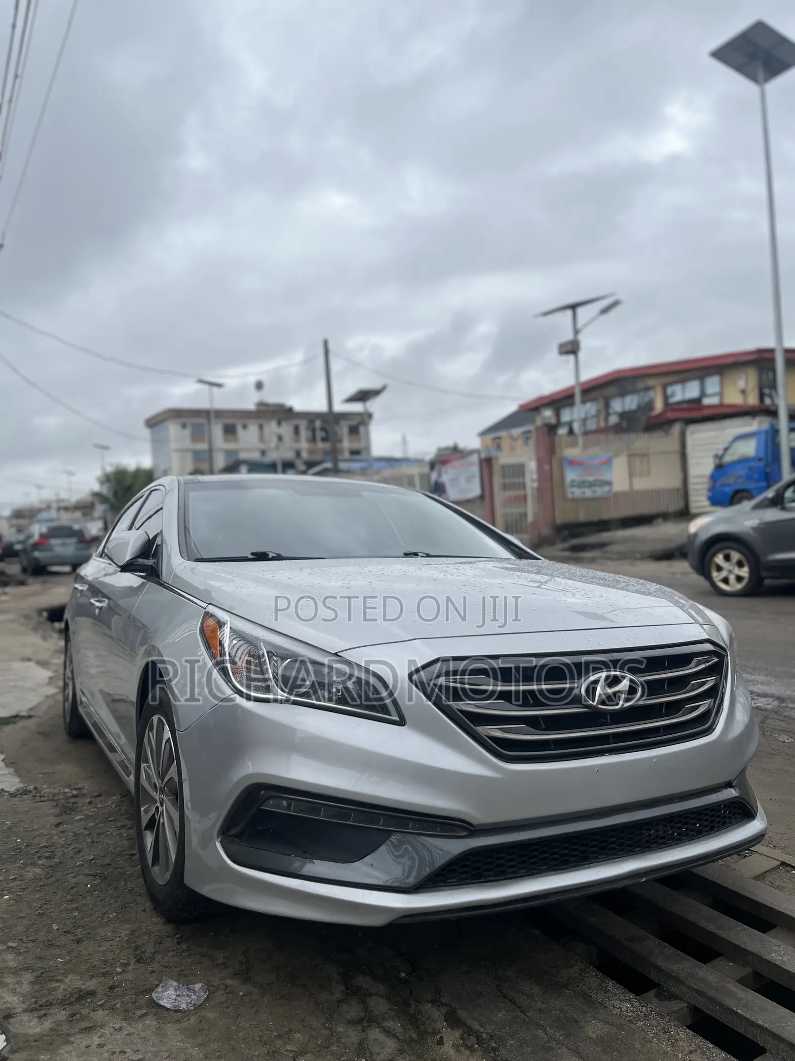 Hyundai Sonata SE 4dr Sedan (2.4L 4cyl 6A) 2014 Silver
